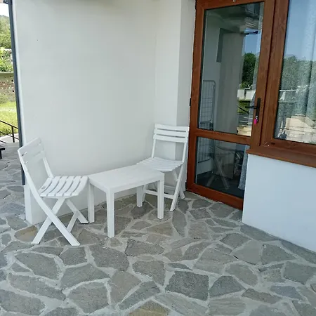 Villa алея